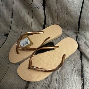 Havaianas Women's Slim Crystal Gem Flip Flops Sandals Ballet Rose Sz 11/12 NWT